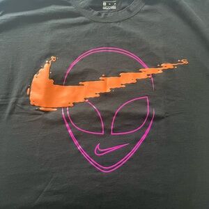 Men’s Nike sportswear tshirt